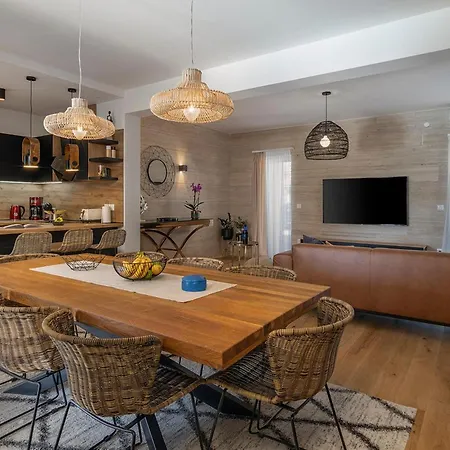 Holiday home Golden Olive *