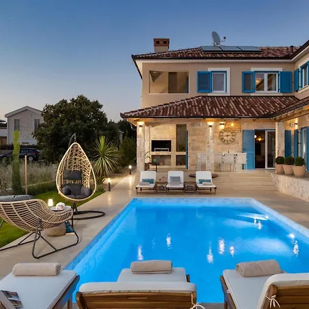 Golden Olive Holiday home